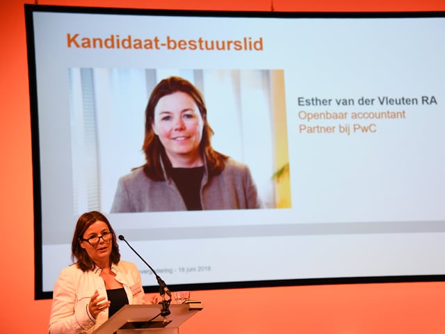 Esther van der Vleuten op het podium