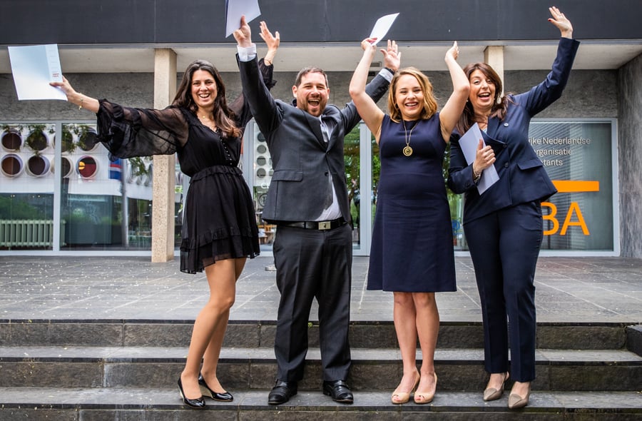 Diploma-uitreiking 20 mei 2022 900x590